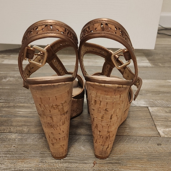 ANTONIO MELANI WEDGES - Picture 3 of 5